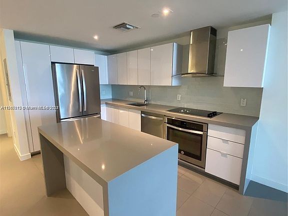 4th image of 1600 NE 1st Ave APT 1212