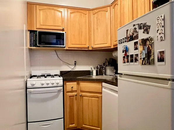 157 West 75th Street image 7 of 9