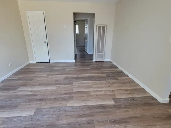 1321 E San Bruno Ave #H, Fresno, CA 93710