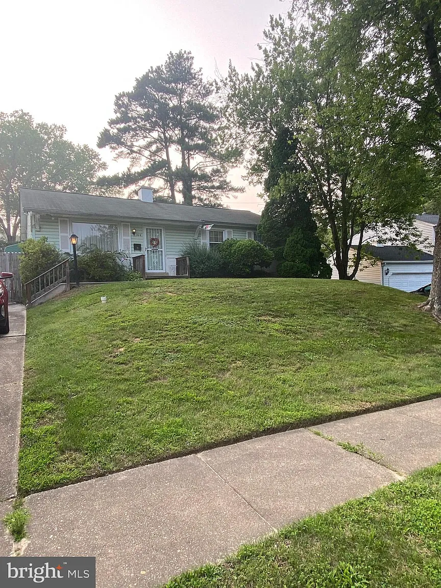 504 Garnett Rd photo 1