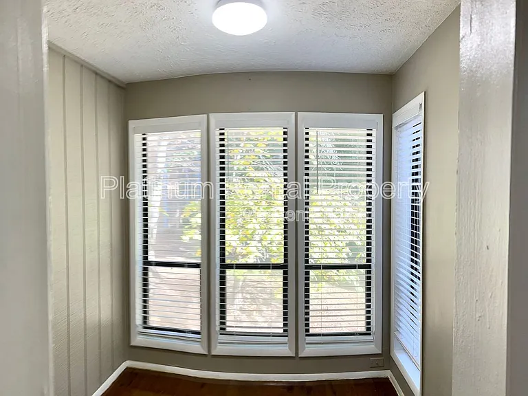 1555 Terrell Mill Pl SE #E — Photo 28