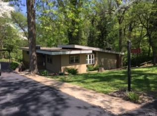 9713 Old Lincoln Trl, Fairview Heights, IL 62208