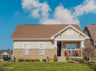 1009 Helm Place Ln, Louisville, KY 40299