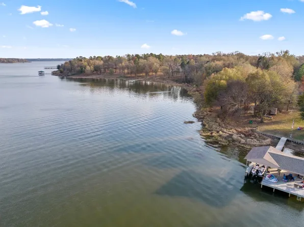 1 Sterling Shores Dr, Scroggins, TX 75480