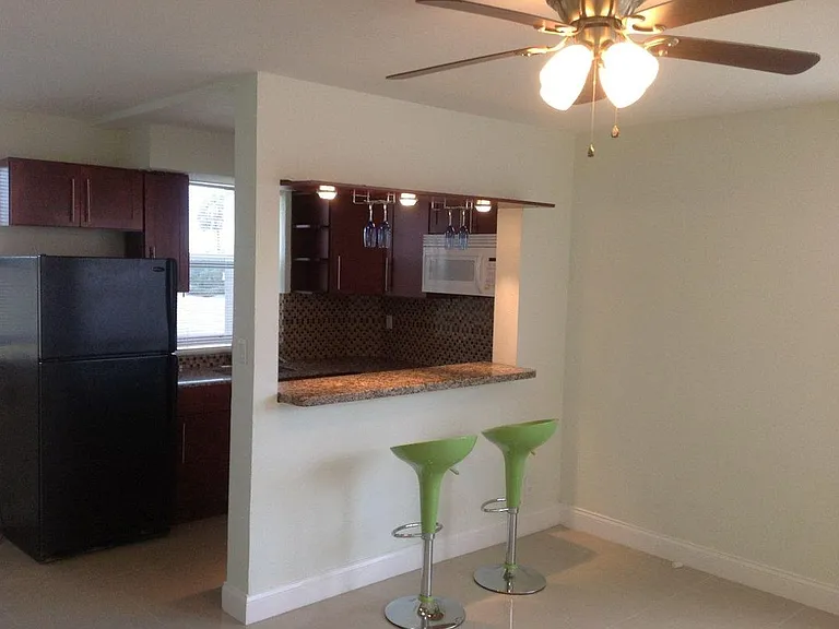 1065 N Atlantic Ave #10 — Photo 3