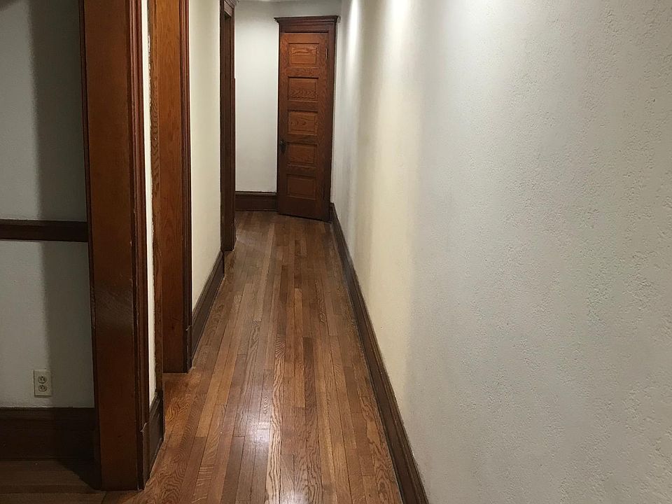 1st image of 116-136 N Oak Park Ave #218