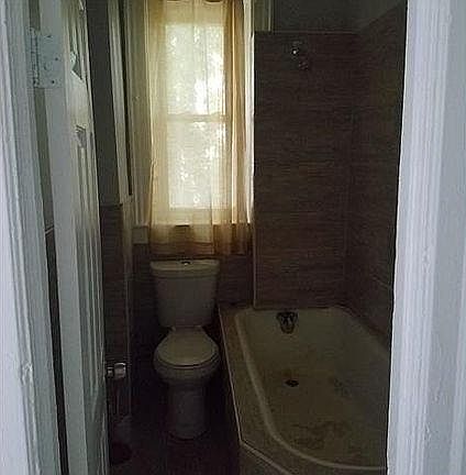 2nd image of 827 S 14th St Floor 3