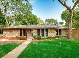 214 Squirebrook Dr, Desoto, TX 75115