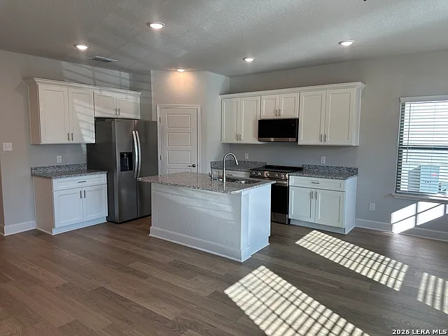 7166 Magnolia Vlg #101 — Photo 34