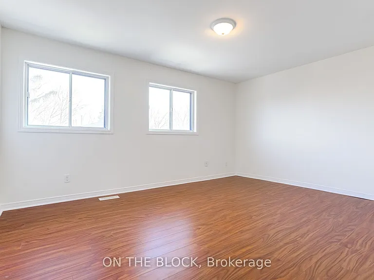 47 Carleton Pl — Photo 24