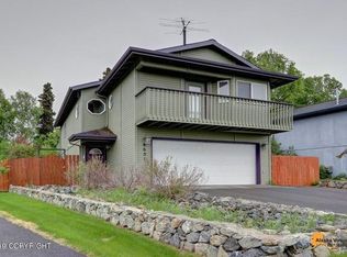 8651 Rosalind St, Anchorage, AK 99507