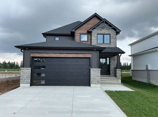 640 Ketter Way, Plympton Wyoming, ON N0N1T0