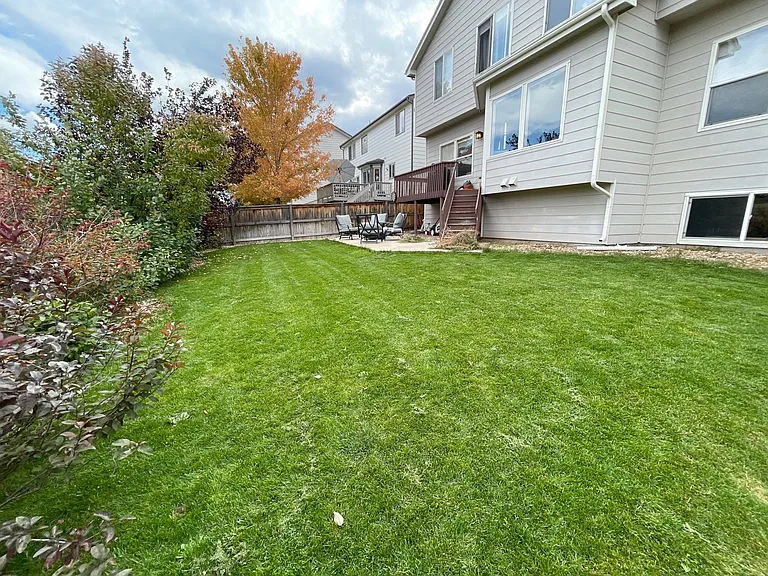 9418 Burgundy Cir — Photo 31