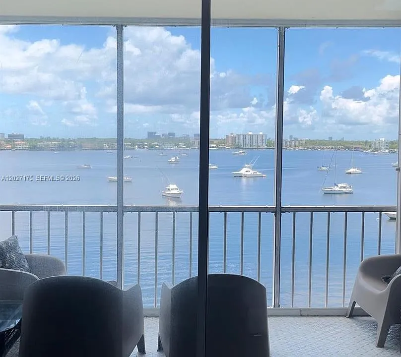 2910 Point East Dr #M609
