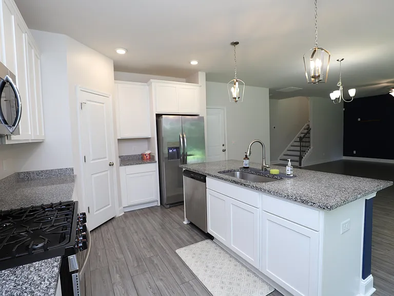 870 Curlew Cir — Photo 29