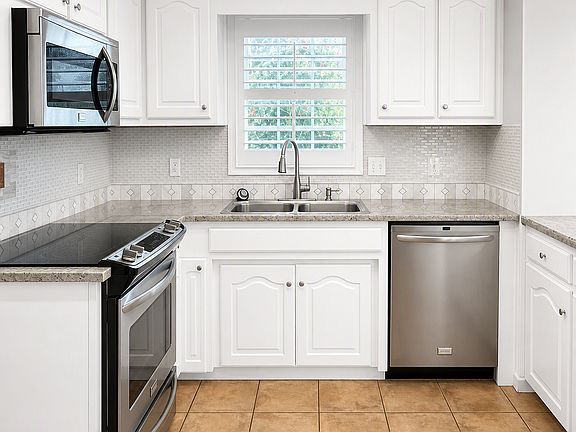 4th image of 83 Arbours West Ln #1