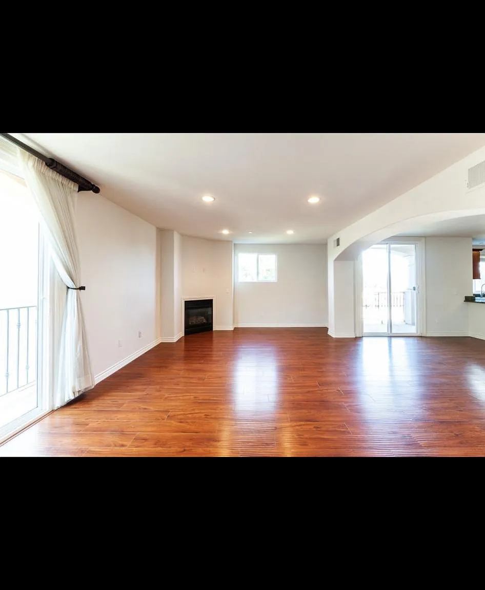 5305 Bellingham Ave — Photo 2