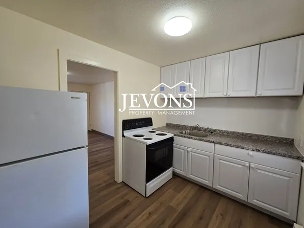 301 S 2nd St APT 12, Yakima, WA 98901