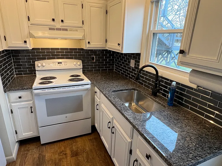 20514B Jefferson Blvd #B — Photo 12