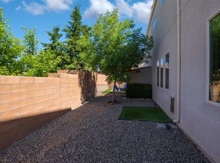 2801 Arce Ln SE, Rio Rancho, NM 87124