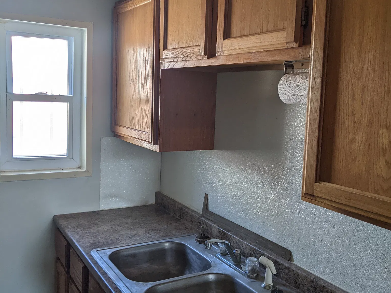 2 bed, $1,100 — Photo 1