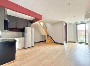 169 Hull St #4L, Brooklyn, NY 11233