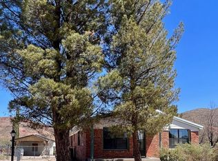 102 S Arrowhead Rd, Truth Or Consequences, NM 87901