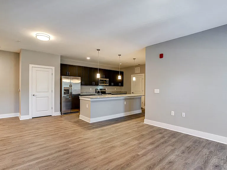 Barclay Place Apartments — Photo 27
