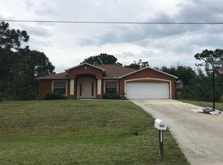 1811 NW 14th St, Cape Coral, FL 33993