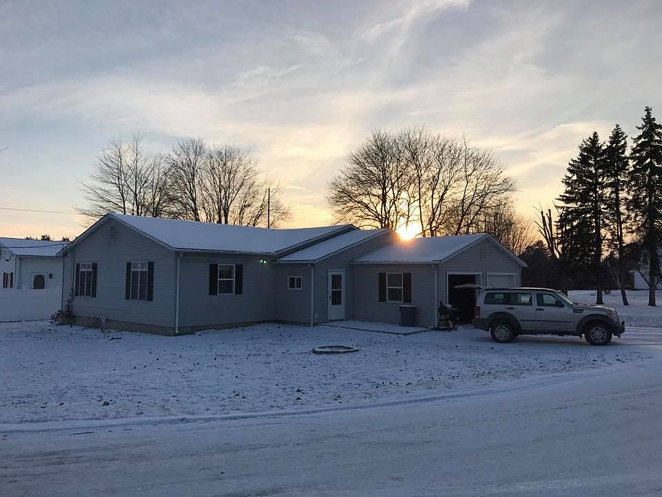 1st image of 505 1st St