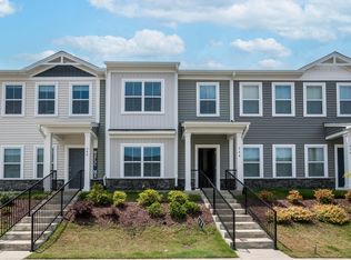 940 Robbie Jackson Ln, Fuquay Varina, NC 27526