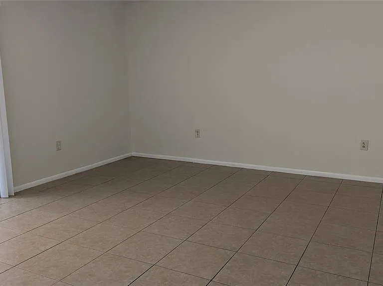 4401 S Semoran Blvd #9 — Photo 22
