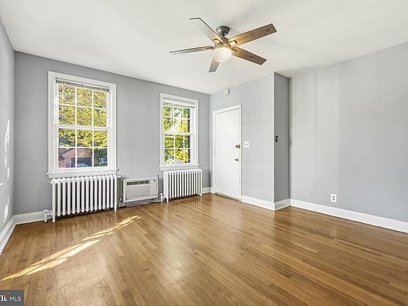 5th image of 4016 47th St NW APT 1