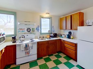 48 Railroad St, Amherst, MA 01002