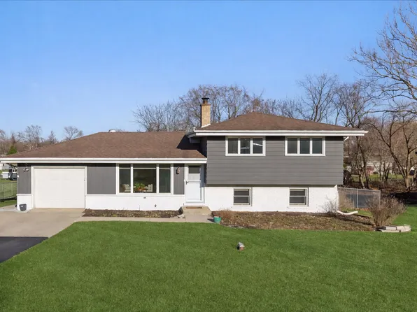 2N251 Amy Ave, Glen Ellyn, IL 60137