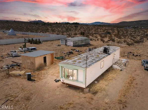 57380 Karol Ln, Landers, CA 92285