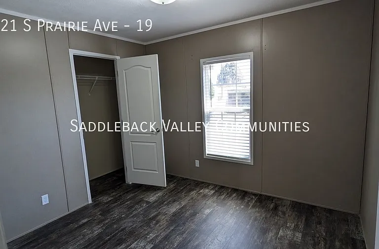 2221 S Prairie Ave #19 — Photo 11