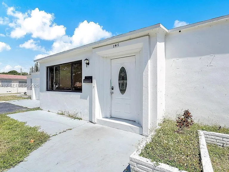 2417 Pierce St #- — Photo 6