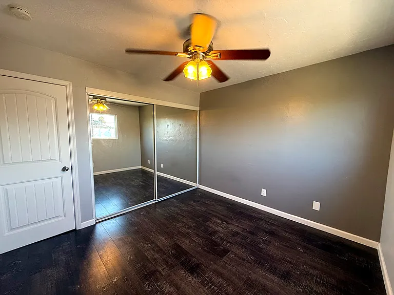 4262 Wilson Ave #13 — Photo 8