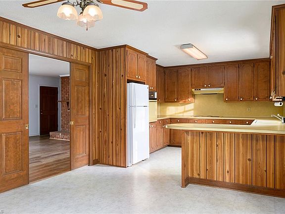 4th image of 773 Becky Hill Rd