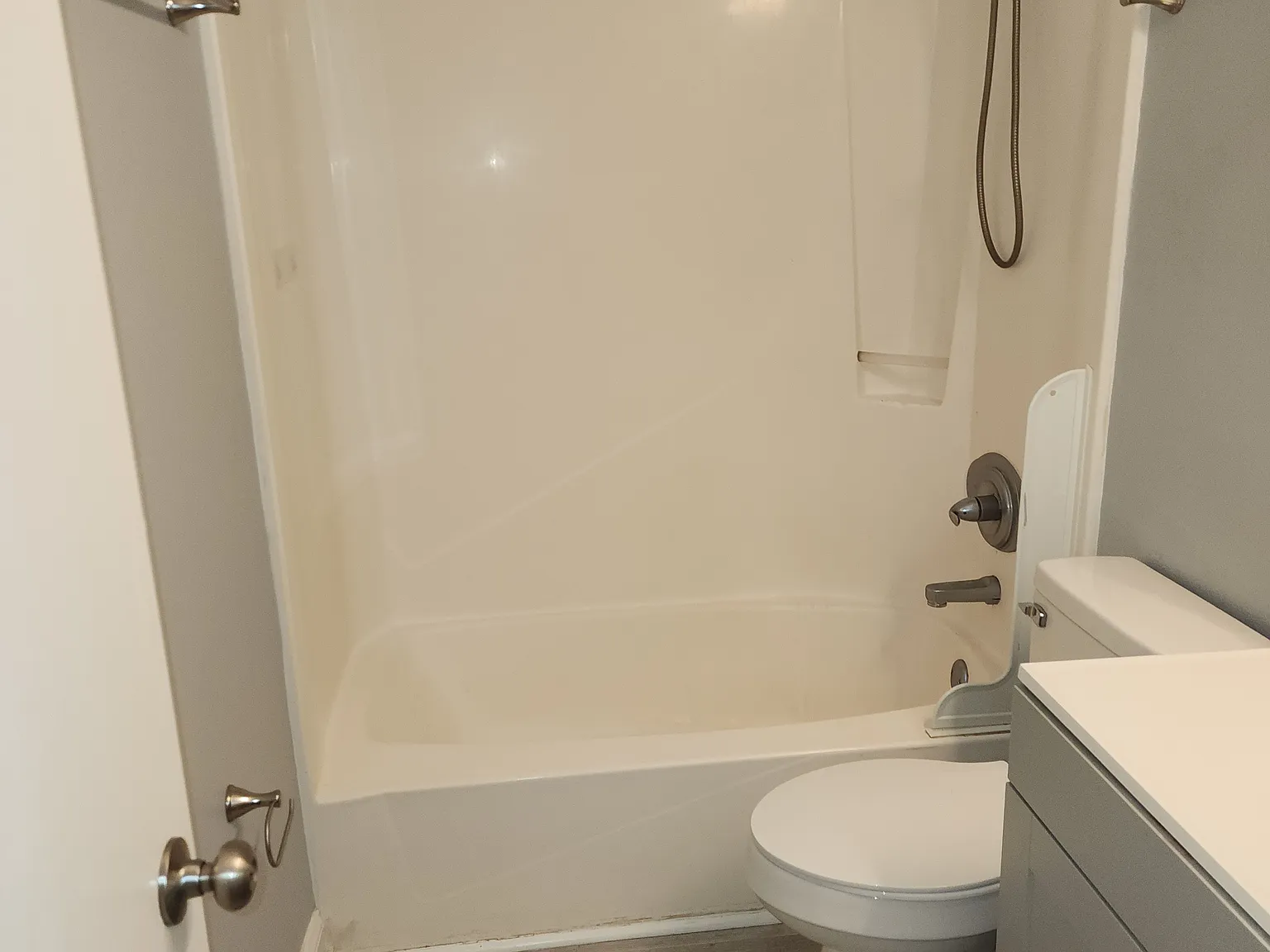 2 bed, 960 sqft, $1,500 — Photo 3