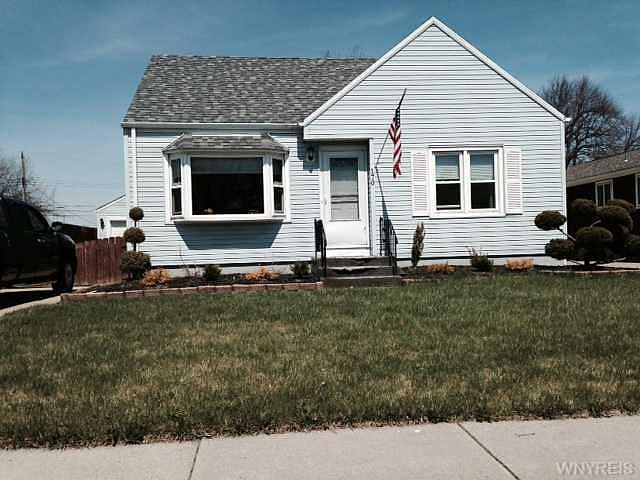 1st image of 170 Moulton Ave