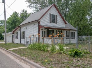 20 W 3rd St, Rush City, MN 55069