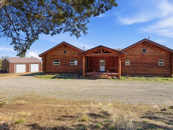 3rd image of 19554 SE Osprey Rd