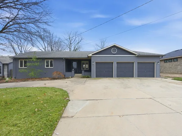 9221 W Douglas Ave, Wichita, KS 67209