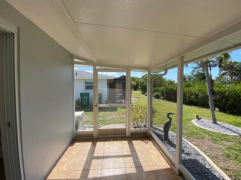 3415 Palm Dr #1 — Photo 36