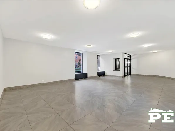 1200 East 53rd Street image 15 of 18