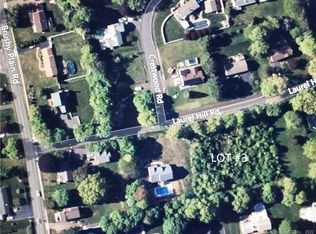 11 Laurel Hill Rd, Branford, CT 06405
