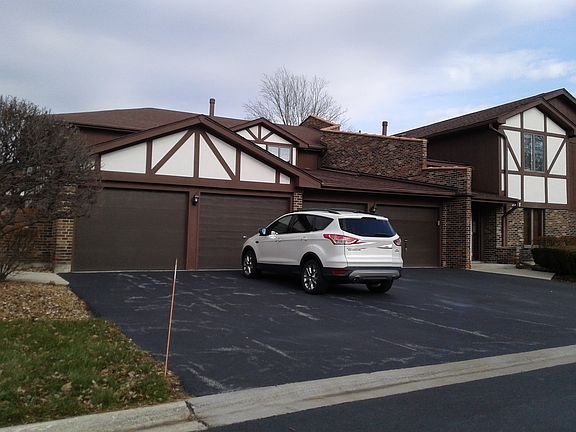 2nd image of 9748 Mill Dr E APT 1E
