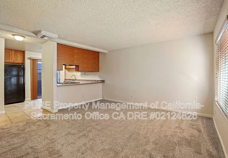 317 U St #2 — Photo 2